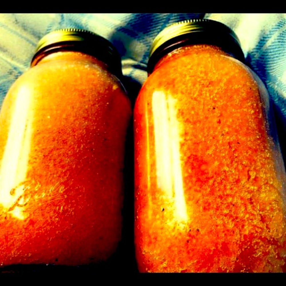 JJ‘s essentials new melatonin shower scrub